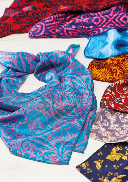 Namaste, Sari Silk Bandana