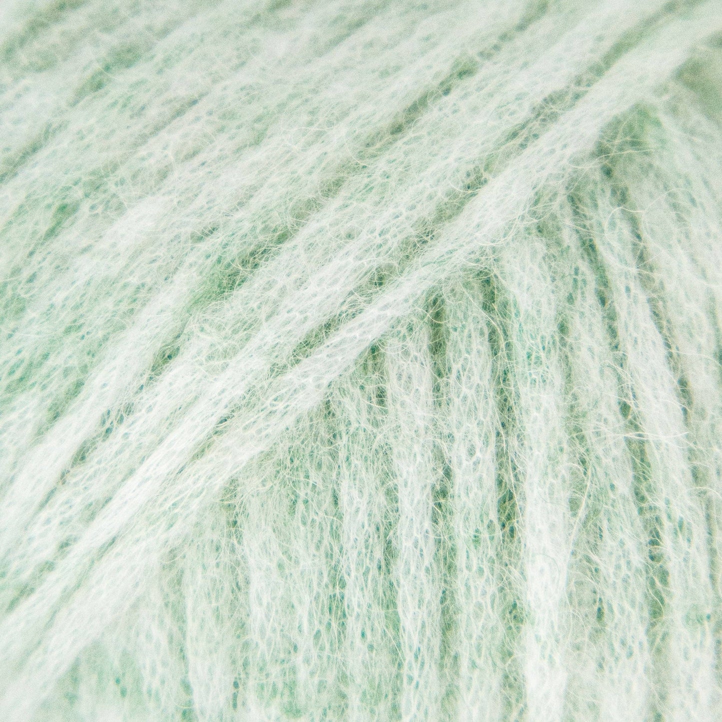 Luca-S Cloud - Soft Aran Alpaca Knitting Yarn: Off-White (01)